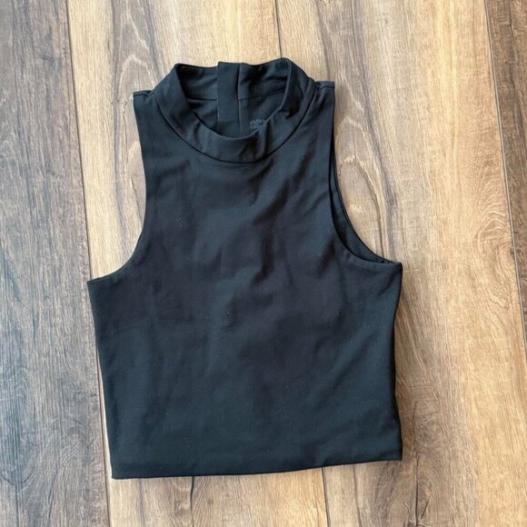 Girlfriend Collective Zip Up Tank - Picture 1 of 3